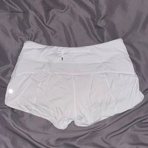 Lululemon Speed Short 2.5 2.5”